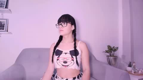 Snapshot of dannahyde chatting on 15, 6, 2026 Insta DannaBlueX online show from 15, 6, 2026
