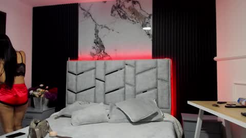 Danna Mercier online show from 9, 9, 2025