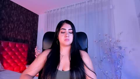 Danna online show from 2, 1, 2025