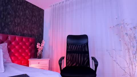 Danna online show from 25, 1, 2025