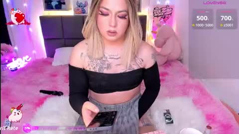 dannia_13 online show from 23, 6, 2026