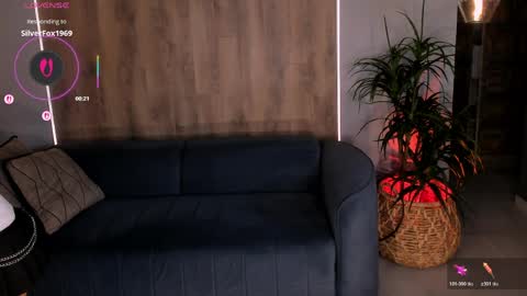  Dannie  online show from 11, 4, 2026