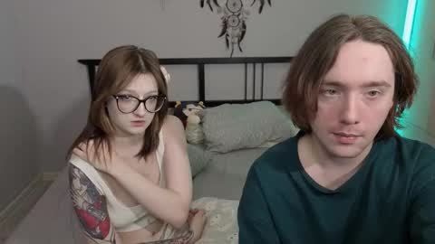 Snapshot of danny_and_ellen chatting on 13, 12, 2025 danny and ellen online show from 13, 12, 2025