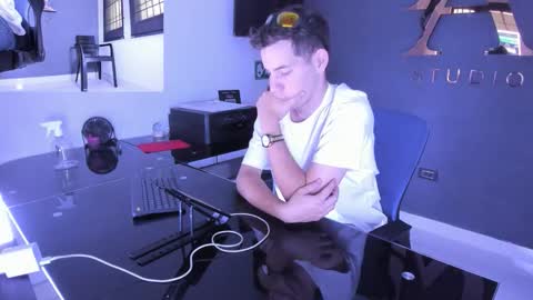 danny_and_lara online show from 28, 9, 2025