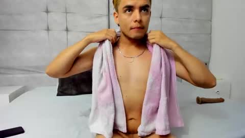 Snapshot of danny_butt_ chatting on 10, 12, 2024 Daniel online show from 10, 12, 2024