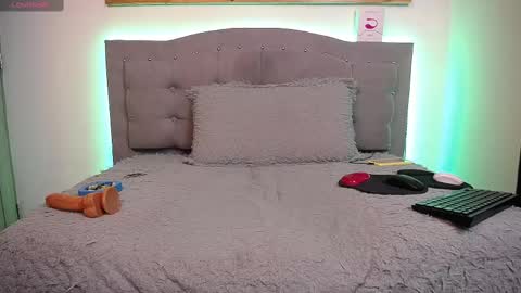 Danny and Alex online show from 5, 3, 2025