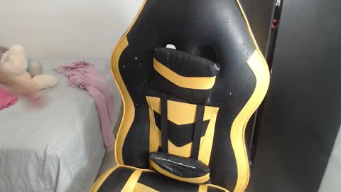 Snapshot of danny_sweettt chatting on 12, 9, 2025 danny..........  guys I have onlyfans follow me I am new I want to share with you many things I love you online show from 12, 9, 2025