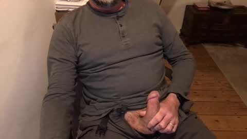 Snapshot of dannybuoy2 chatting on 7, 1, 2026 dannybuoy2 online show from 7, 1, 2026