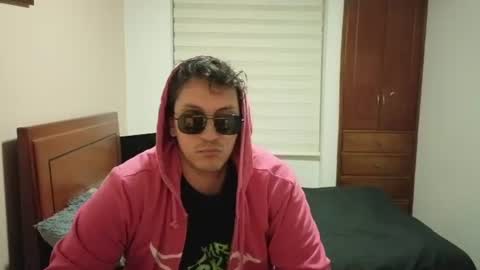 Snapshot of danruiz33 chatting on 27, 6, 2026 Dan online show from 27, 6, 2026