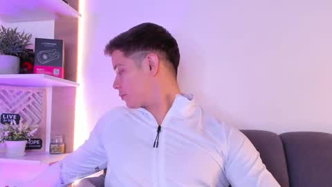 Snapshot of dante_seductor chatting on 7, 3, 2026 Dante online show from 7, 3, 2026