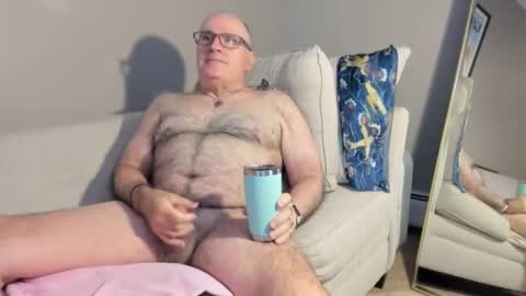 Mark online show from 15, 10, 2025