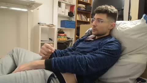 Snapshot of dantheman233 chatting on 2, 12, 2024 Daniel online show from 2, 12, 2024