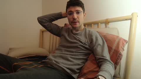 Snapshot of dantheman233 chatting on 25, 12, 2024 Daniel online show from 25, 12, 2024