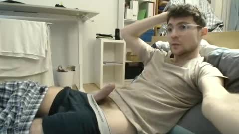 Snapshot of dantheman233 chatting on 27, 1, 2025 Daniel online show from 27, 1, 2025