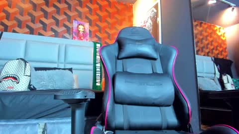 Snapshot of dany_dryy chatting on 26, 1, 2025 Dany online show from 26, 1, 2025