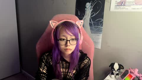 Snapshot of danyelleeyermann chatting on 4, 4, 2026 danyelleeyermann online show from 4, 4, 2026
