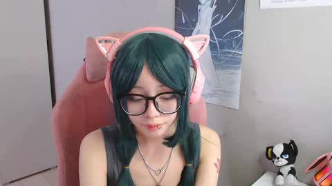 Snapshot of danyelleeyermann chatting on 5, 5, 2026 danyelleeyermann online show from 5, 5, 2026