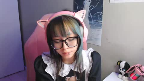 Snapshot of danyelleeyermann chatting on 12, 5, 2026 danyelleeyermann online show from 12, 5, 2026