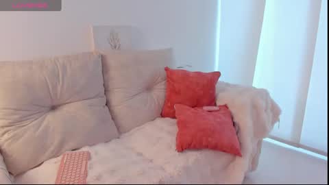 Snapshot of daphne_24 chatting on 25, 2, 2025 Antonella Mora online show from 25, 2, 2025