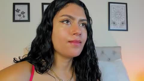 Antonella Mora online show from 17, 12, 2025