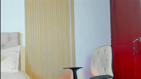 Snapshot of daphne_24 chatting on 1, 6, 2026 Antonella Mora online show from 1, 6, 2026