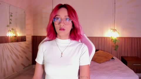 Daphne online show from 6, 6, 2026
