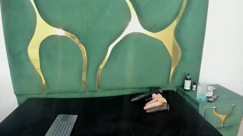 daphne_culeht online show from 21, 4, 2026