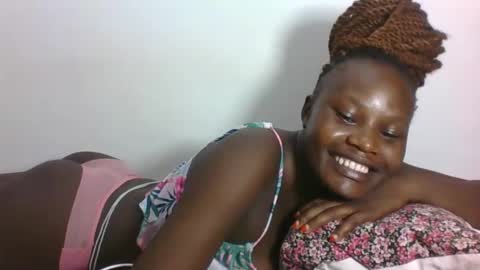 ESTHER online show from 28, 2, 2026