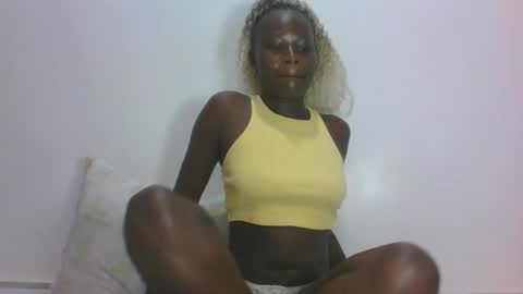 ESTHER online show from 4, 7, 2026