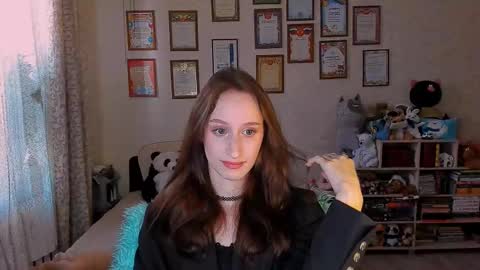 Darcy Siren online show from 22, 1, 2025