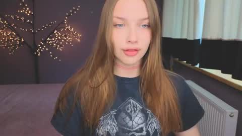 Snapshot of dariaangels chatting on 29, 4, 2026 dariaangels online show from 29, 4, 2026