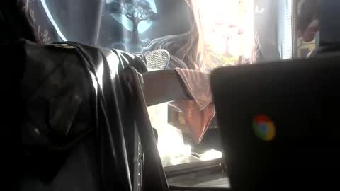 Betty and Robert Play time online show from 11, 12, 2024