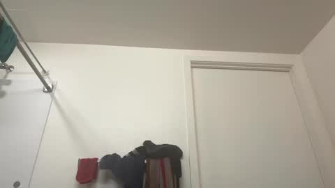 Betty and Robert Play time online show from 9, 3, 2025