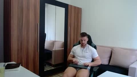 darius_94 online show from 17, 4, 2026