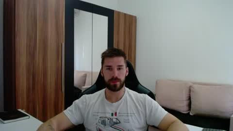 Snapshot of darius_94 chatting on 16, 6, 2026 darius_94 online show from 16, 6, 2026