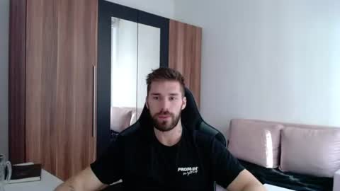 Snapshot of darius_94 chatting on 19, 6, 2026 darius_94 online show from 19, 6, 2026