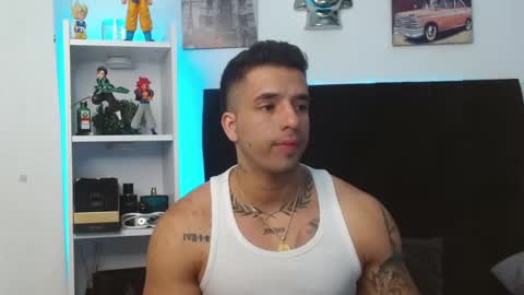 Snapshot of darius_phoenix chatting on 11, 12, 2024 Darius Phoenix online show from 11, 12, 2024