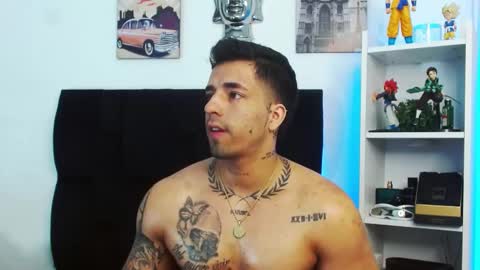 Snapshot of darius_phoenix chatting on 29, 12, 2024 Darius Phoenix online show from 29, 12, 2024