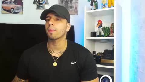 Snapshot of darius_phoenix chatting on 12, 1, 2025 Darius Phoenix online show from 12, 1, 2025