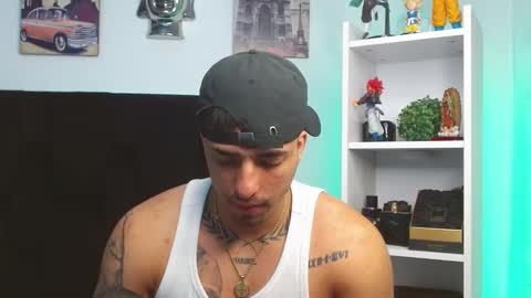 Snapshot of darius_phoenix chatting on 29, 1, 2025 Darius Phoenix online show from 29, 1, 2025