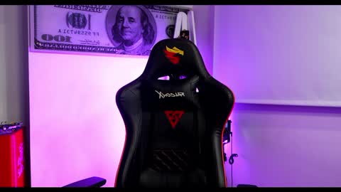 Snapshot of darius_phoenix chatting on 18, 2, 2025 Darius Phoenix online show from 18, 2, 2025