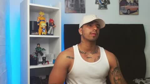 Snapshot of darius_phoenix chatting on 5, 3, 2025 Darius Phoenix online show from 5, 3, 2025