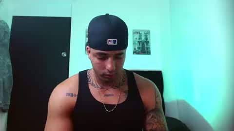 Snapshot of darius_phoenix chatting on 13, 9, 2025 Darius Phoenix online show from 13, 9, 2025