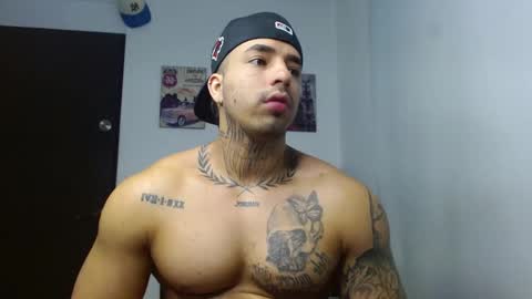 Snapshot of darius_phoenix chatting on 24, 10, 2025 Darius Phoenix online show from 24, 10, 2025