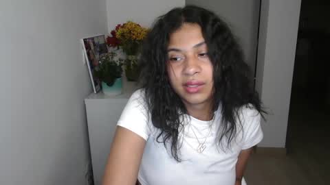 Snapshot of dark_enchantress_ chatting on 15, 1, 2025 Sofia online show from 15, 1, 2025