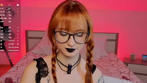 Snapshot of dark_lola_ chatting on 16, 5, 2026 Lola online show from 16, 5, 2026