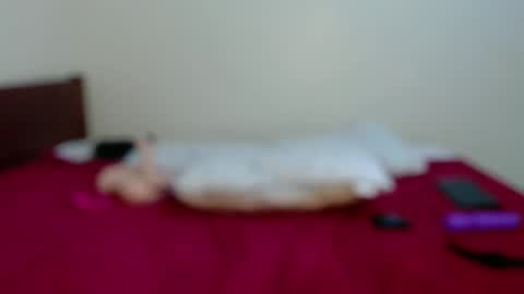 dark_qween online show from 12, 3, 2025