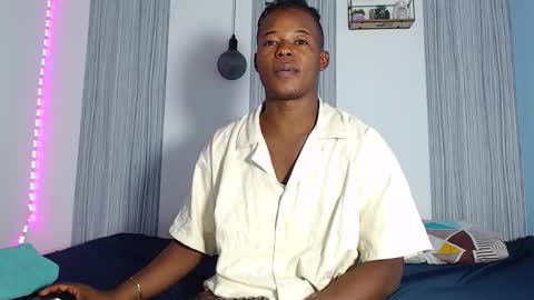 Snapshot of dark_stallionx chatting on 14, 11, 2025 Chris online show from 14, 11, 2025