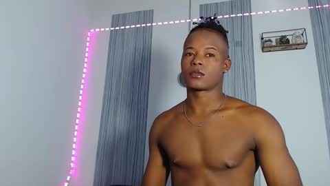 Snapshot of dark_stallionx chatting on 20, 11, 2025 Chris online show from 20, 11, 2025