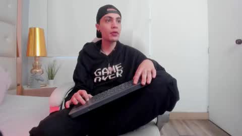 dark_sun333 online show from 23, 11, 2025